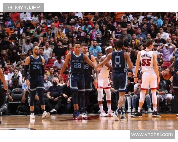 勇士与灰熊激战正酣谁能在季后赛中笑到最后 勇士与灰熊激战正酣谁能在季后赛中笑到最后